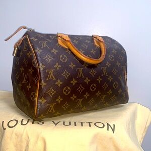Louis Vuitton Brown Monogram Canvas Handheld Bag
Speedy 30